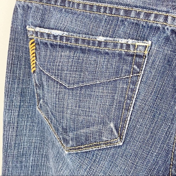 PAIGE Hollywood Hills Distressed Mid Rise Jeans, Size 25 - Picture 10 of 16